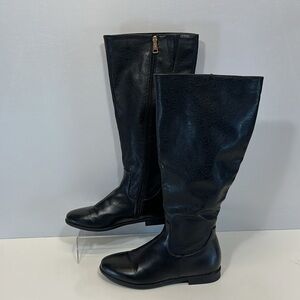 Db Dk Fashion Black Tall Boot Floral Embossed Low heel Side Zip Size 8 vegan